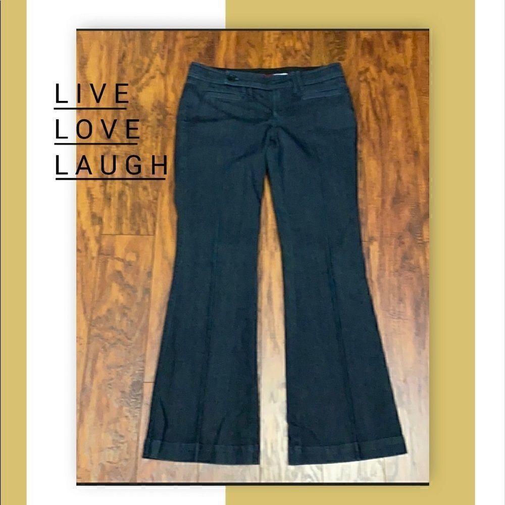 🎁BANANA REPUBLIC JEANS SIZE 26/2S. Leg length 30 the ankles 9 3/4